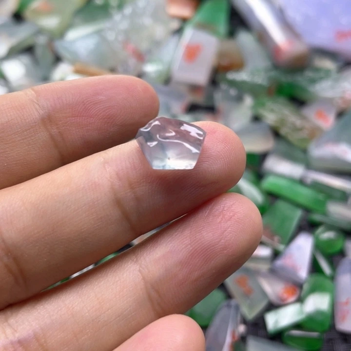 定制翡翠未镶嵌天然翡翠