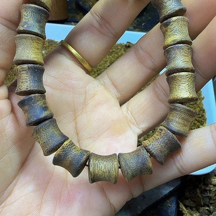 沉香碎屑沉香捡漏1.0竹节不退不换