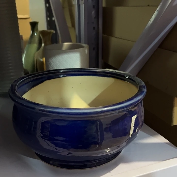 陶瓷陶瓷花盆一个