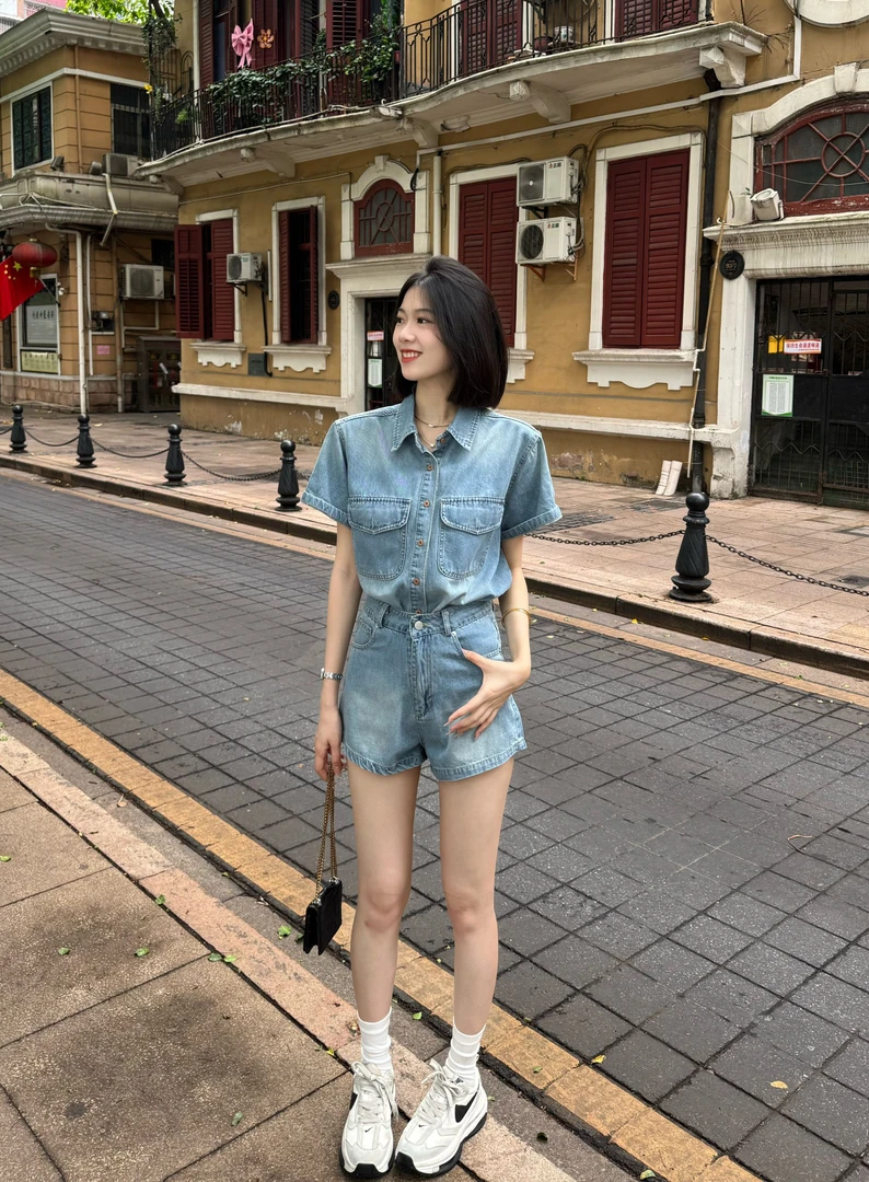 【福桃推荐】夏季新款宽松显瘦百搭牛仔上衣＋高腰显瘦短裤两件套