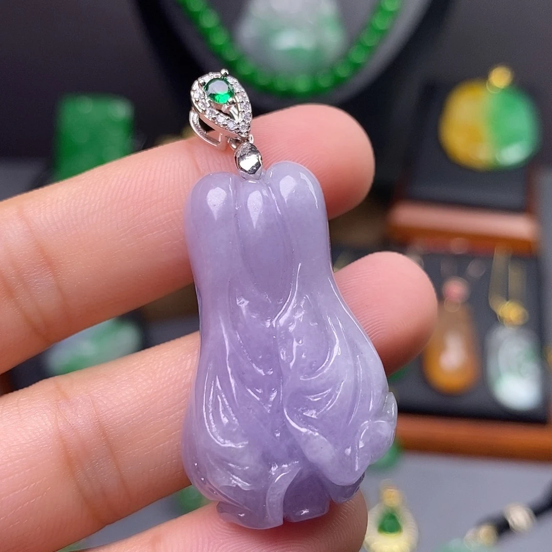 吊坠(赠链)未镶嵌翡翠