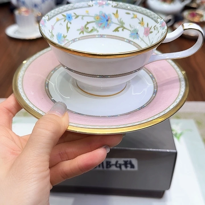 瓷片杯子杯子杯子水杯杯子水杯