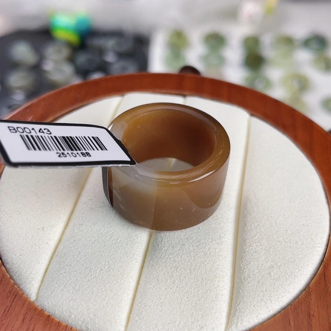 和田玉未镶嵌戒指k51牛轧糖直切19.0