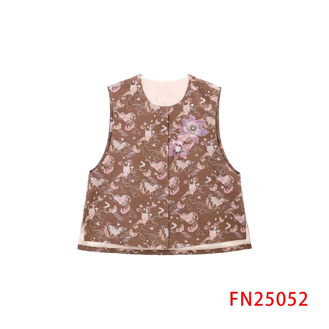 【深圳黄心儿】米蝴蝶色织丝毛绣花马甲  FN25052