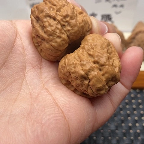 文玩核桃吊坠边34左右福利