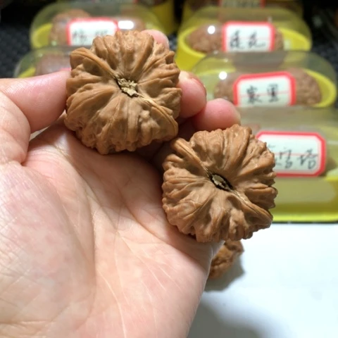 吊坠文玩核桃凹底