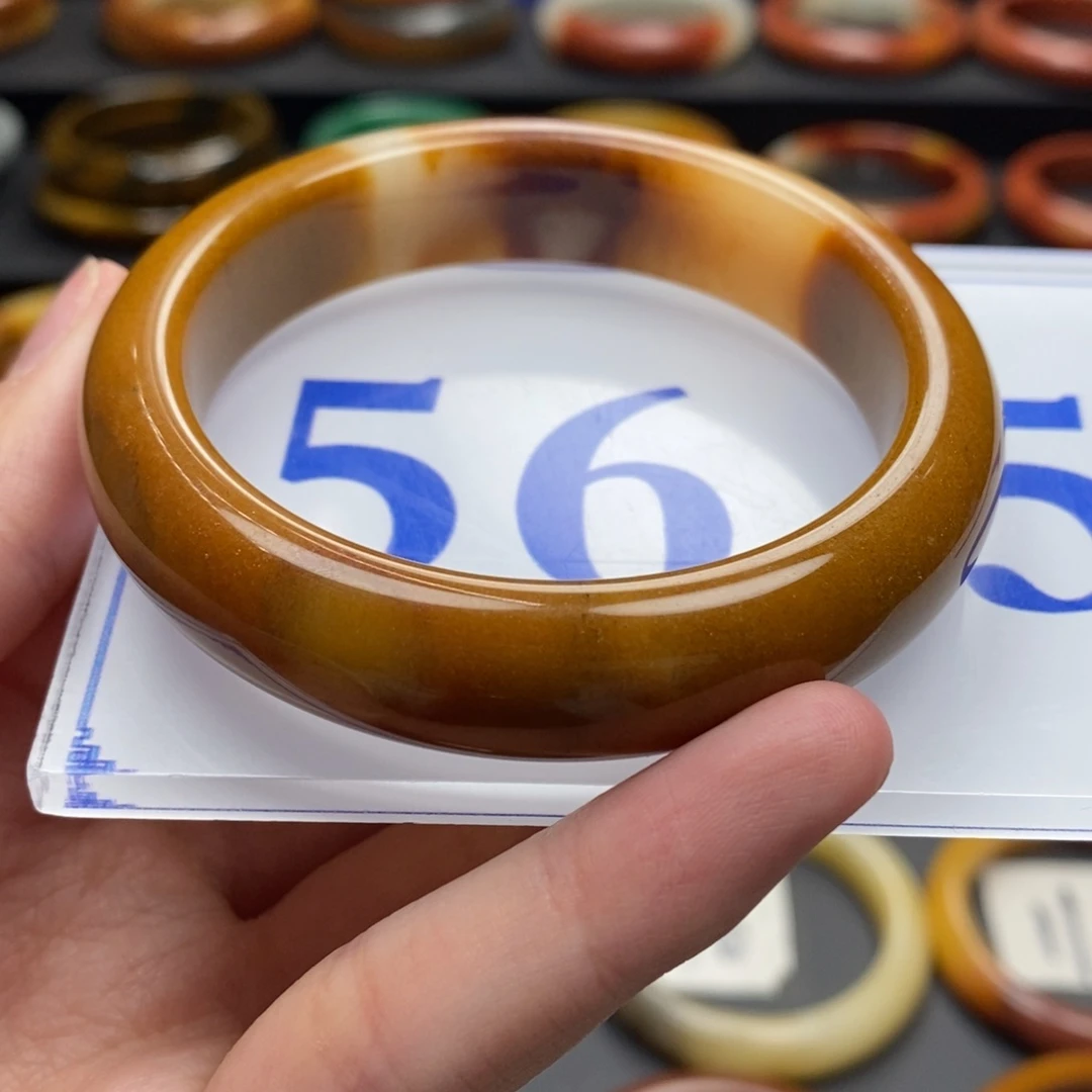 石英质玉（黄龙玉）手镯未镶嵌