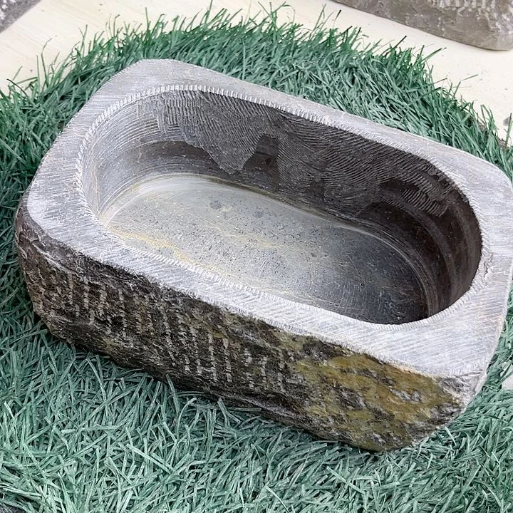 德灰姑娘食材和贵州青石打造而成