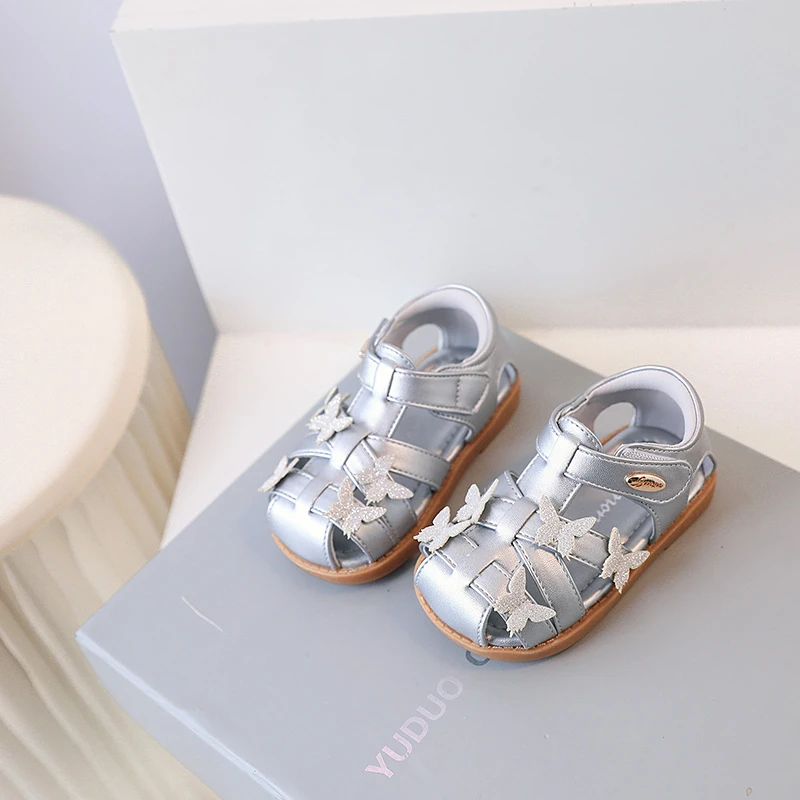 女童夏季新款灵动公主风凉鞋女宝软底时尚包头百搭儿童闪亮礼服鞋