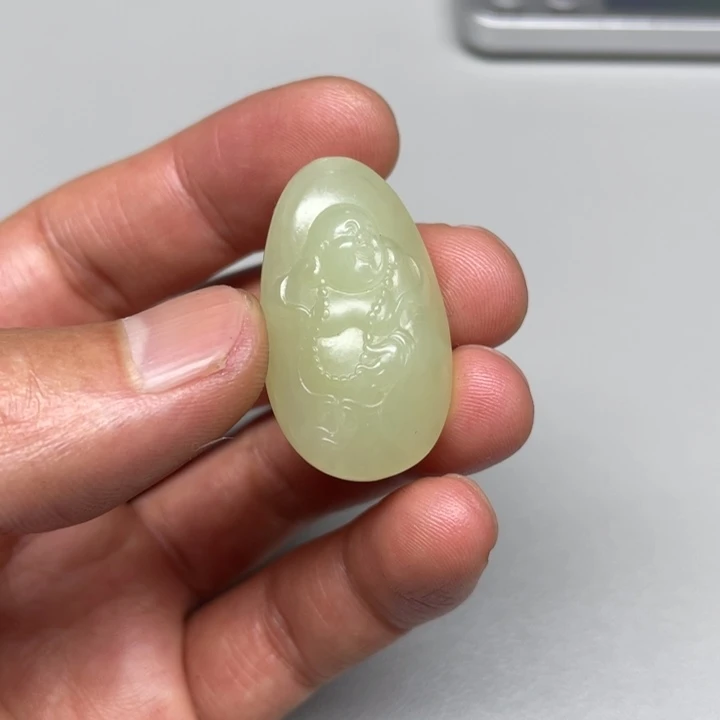 和田玉吊坠(不含链)未镶嵌壹**衣