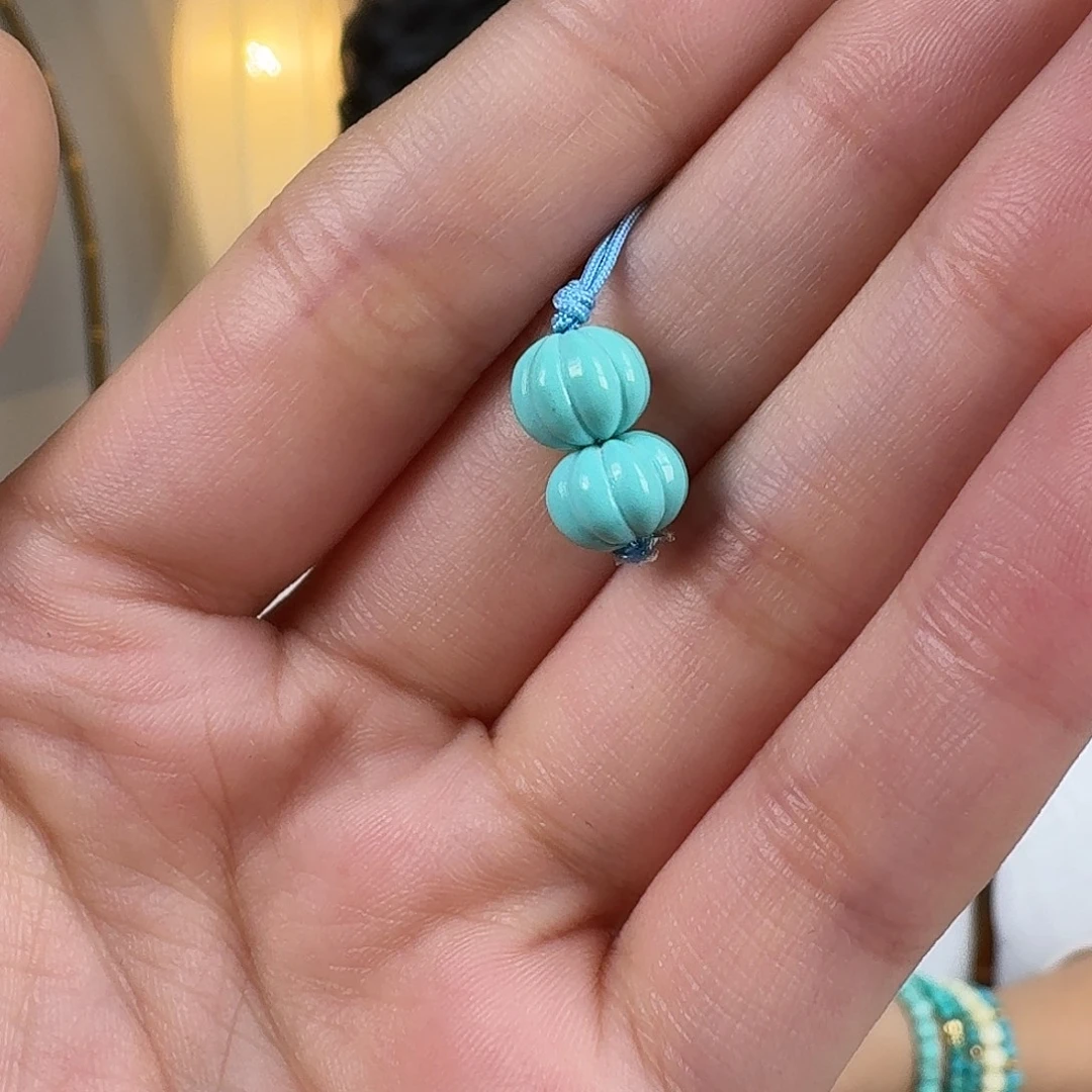 绿松石未镶嵌挂件