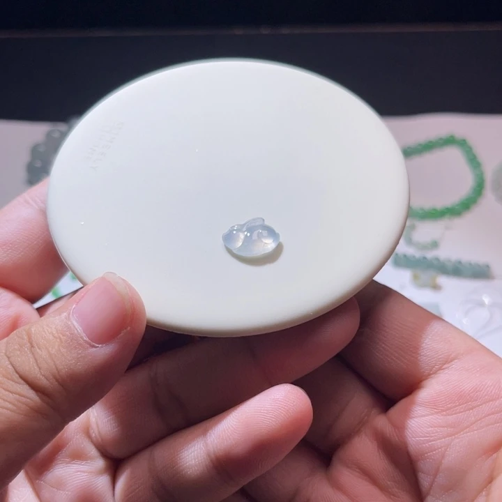 翡翠散珠翡翠兔子
