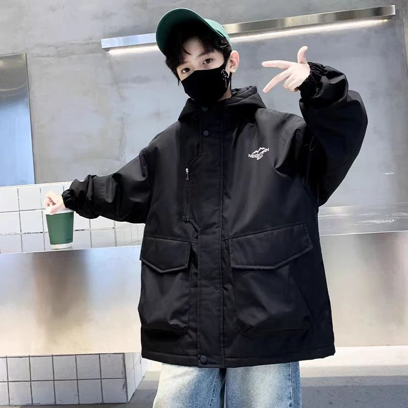 502161 童装男童外套2025春季儿童冲锋衣潮酷连帽外套帅气上衣潮