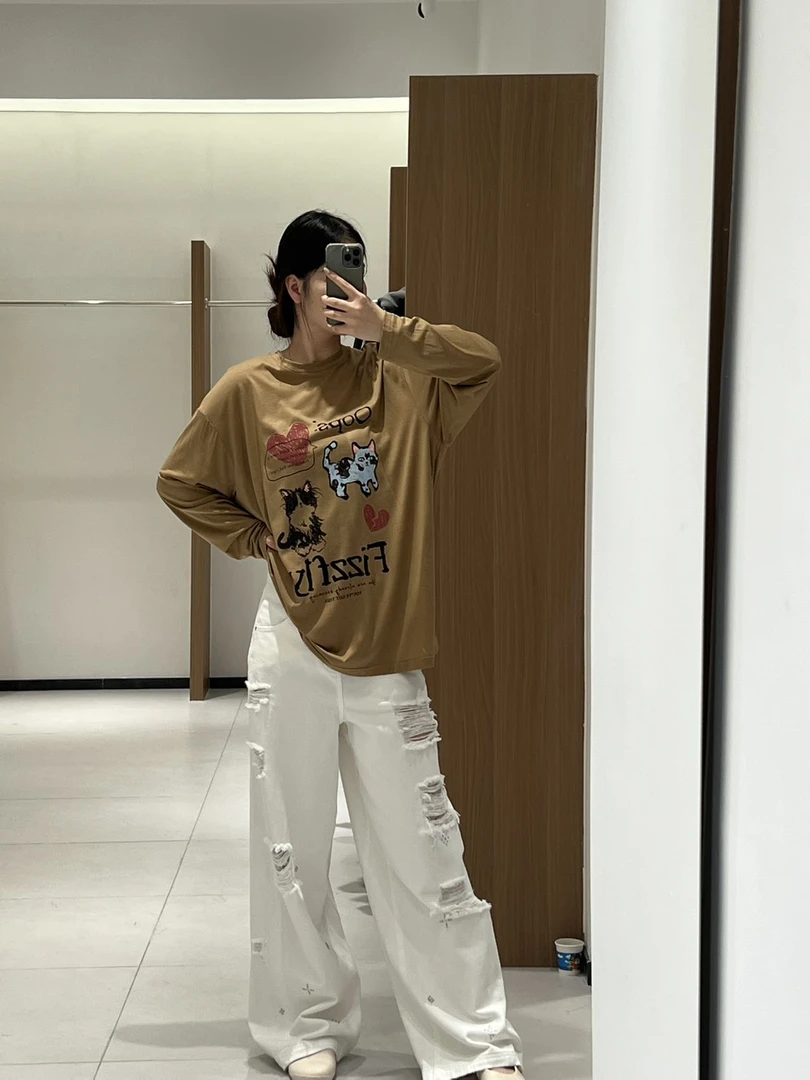 FIZZFLY爱心双猫防晒T圆领宽松长袖防晒休闲风T恤白色破洞印花