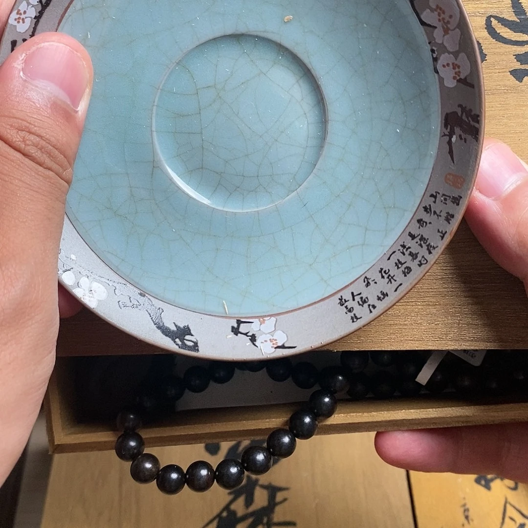 碟瓷器制作工艺精湛