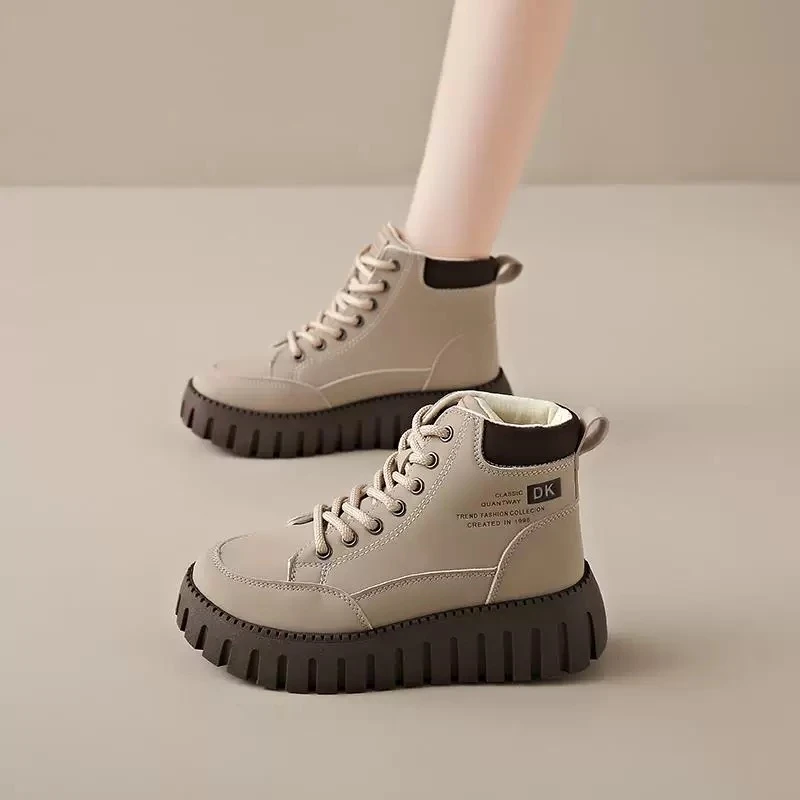 女士英伦风经典百搭高帮板鞋马丁靴F364