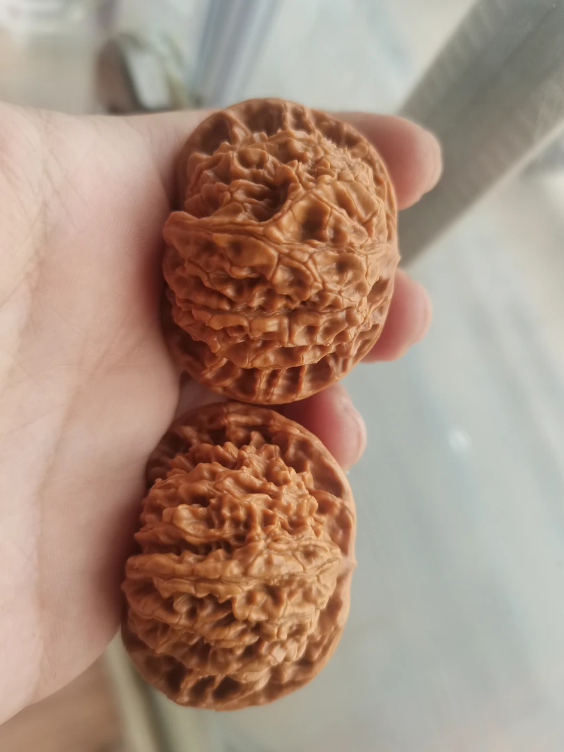 46号精修打底盘龙纹狮子头核桃，尺寸跟着直播走