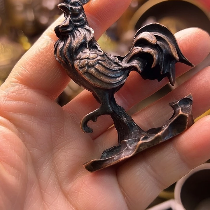 铜22345566778888777