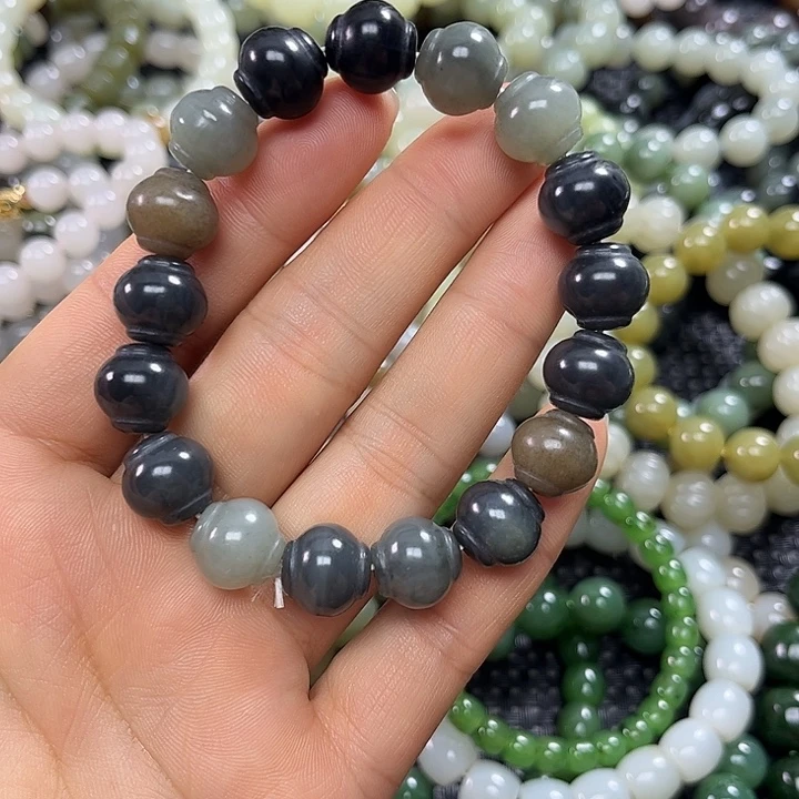 和田玉未镶嵌手链