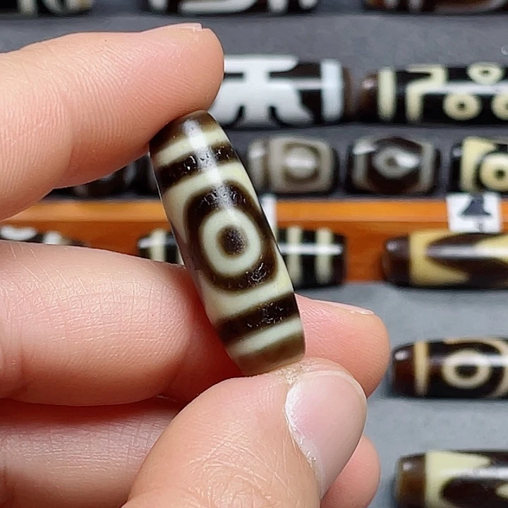 玛瑙/玉髓颈饰未镶嵌小**！