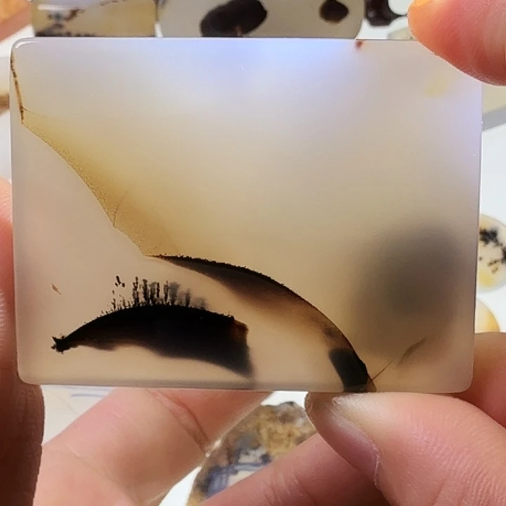 玛瑙/玉髓未镶嵌珠宝半成品