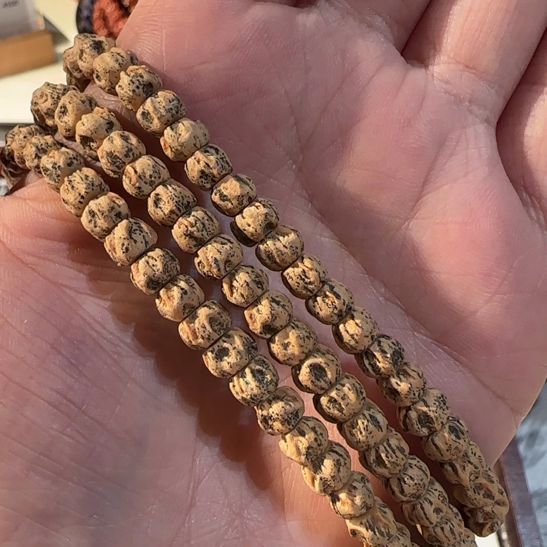 猴头核桃吊坠百香