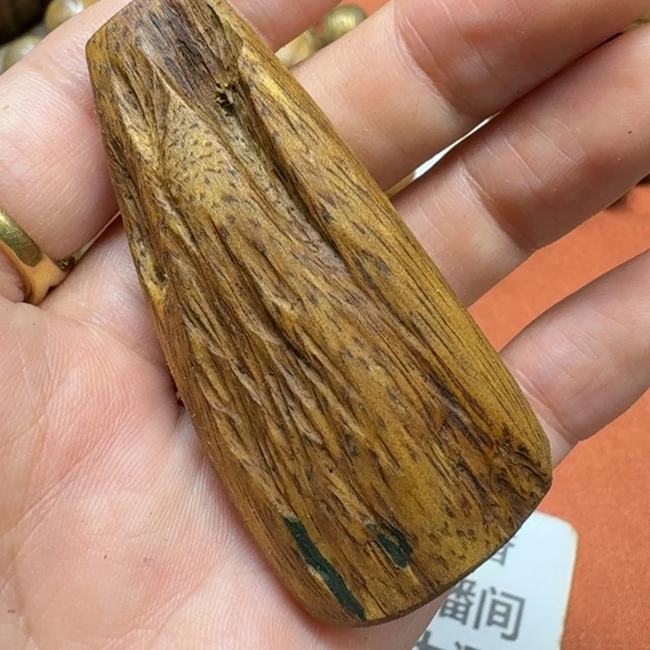 大叶紫檀（黑酸枝木类）