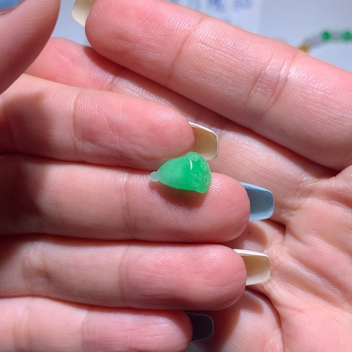 翡翠未镶嵌颈饰无镶嵌7