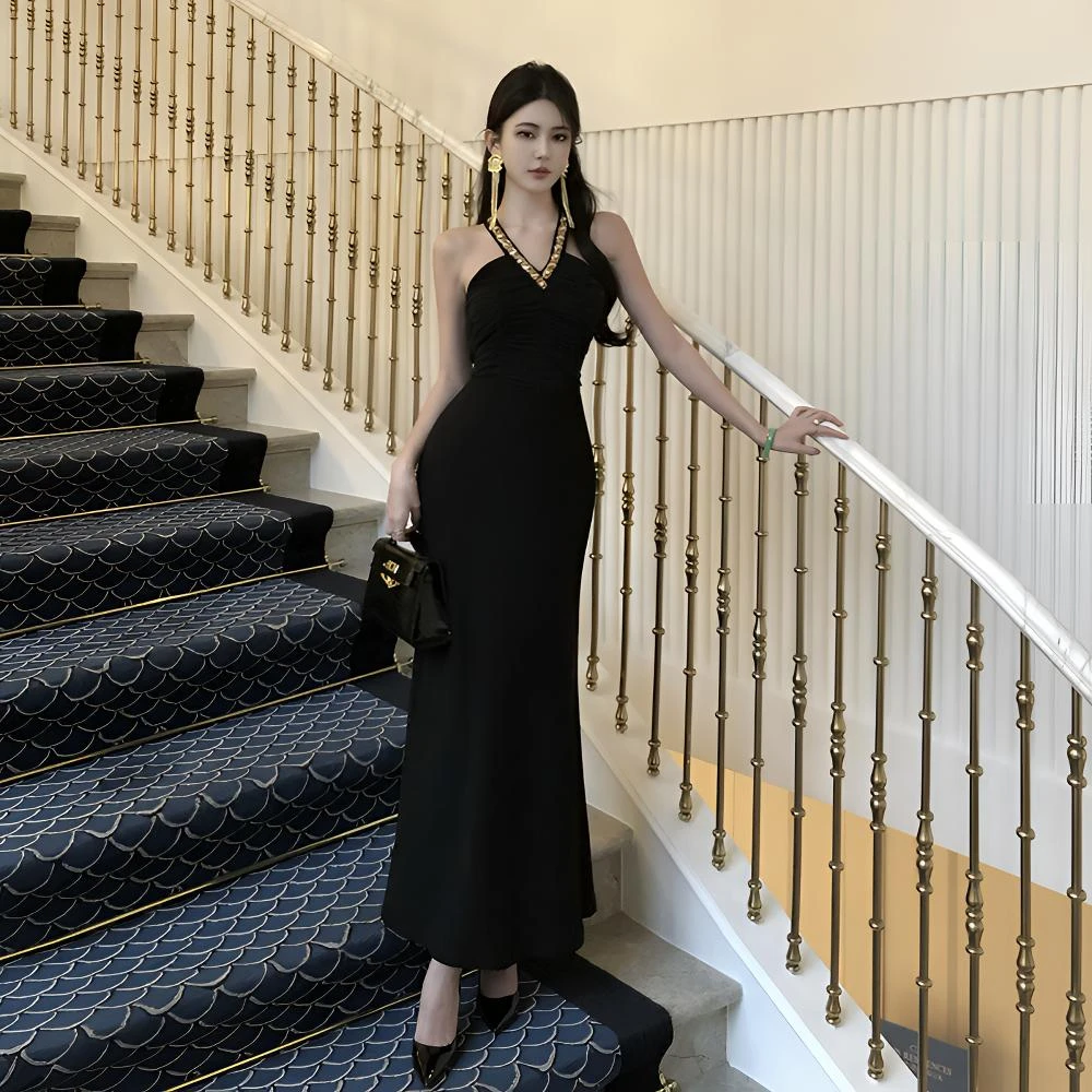 十三行品质法式设计感复古夏季纯欲性感轻奢V领珠片聚会包臀裙潮