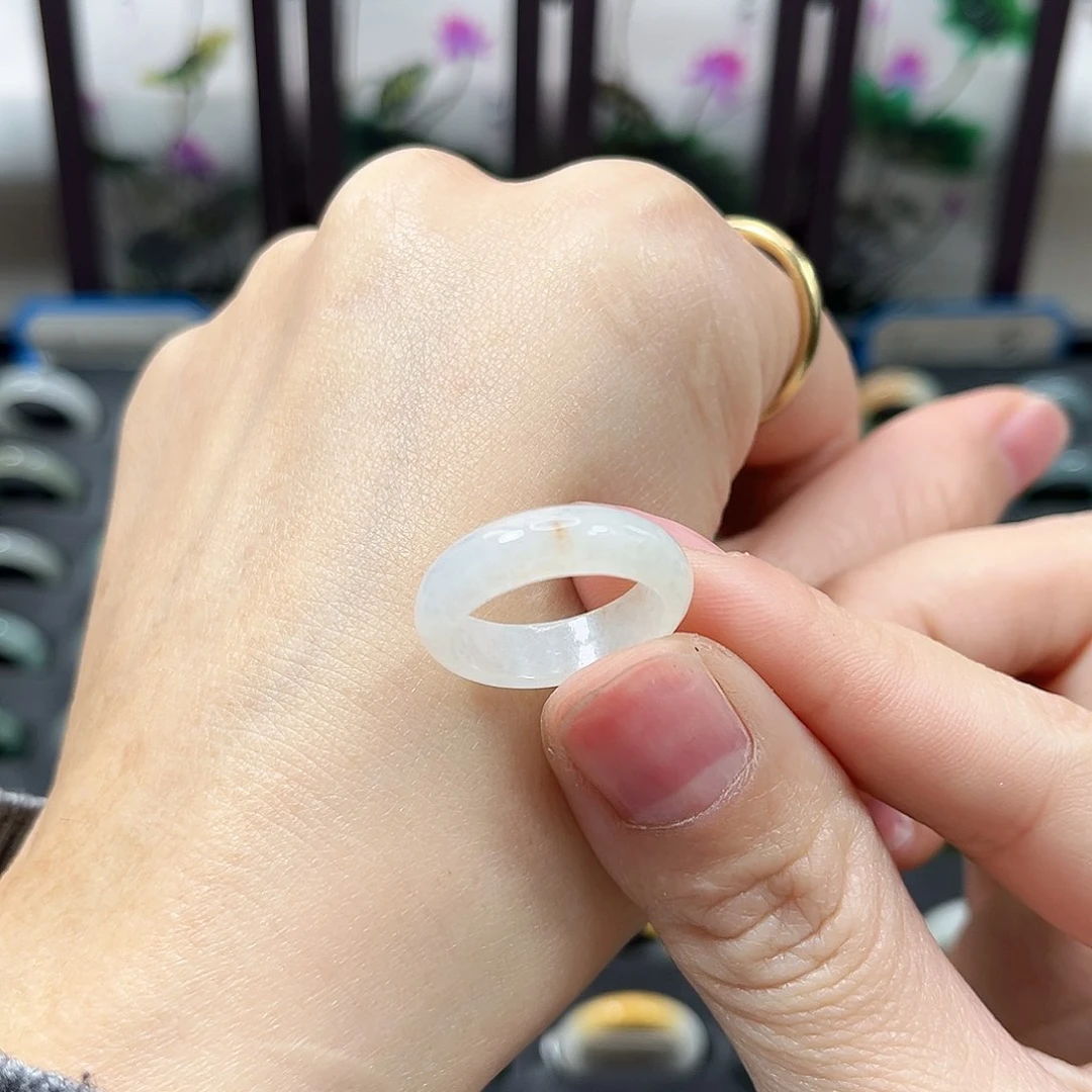 未镶嵌戒指翡翠翡翠