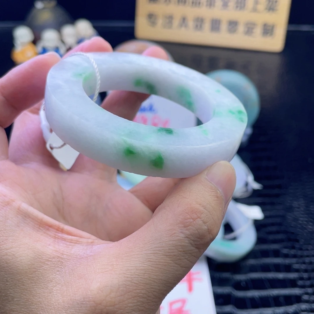 未镶嵌翡翠定制翡翠