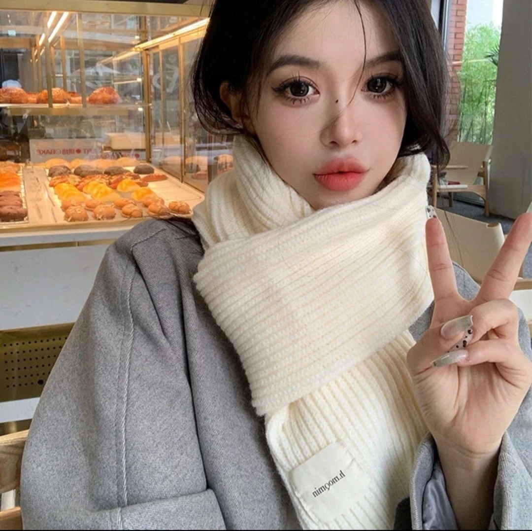 韩版针织围巾女 ins显白秋冬保暖百搭网红毛线纯色长款情侣围脖男