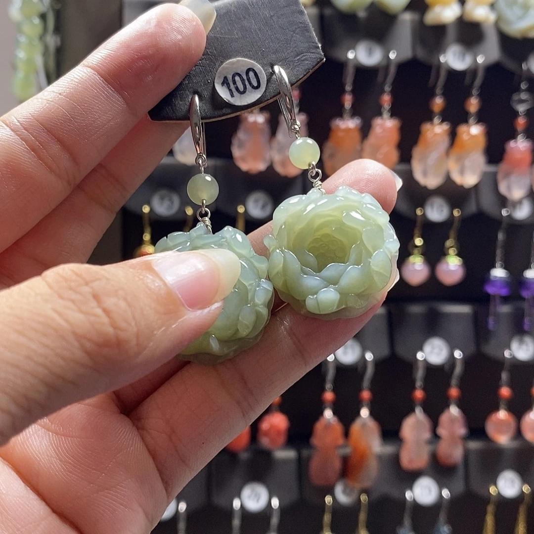 王***秀和田玉银S925镶嵌耳饰