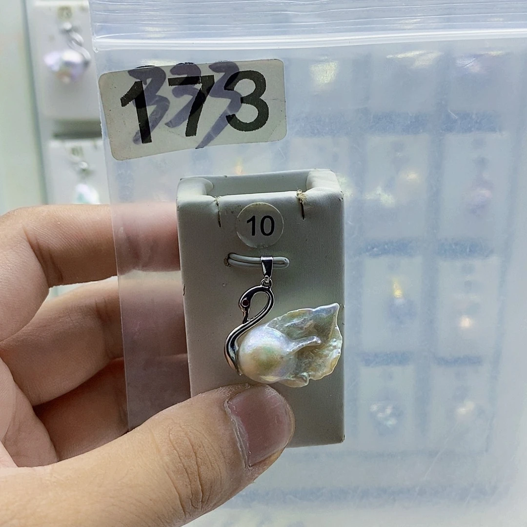 颈饰合金淡水珍珠