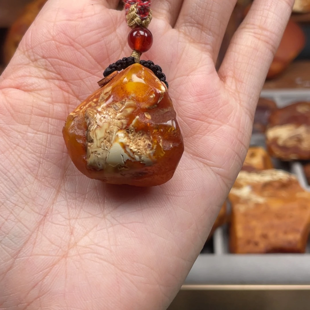 未镶嵌蜜蜡珠宝奇石