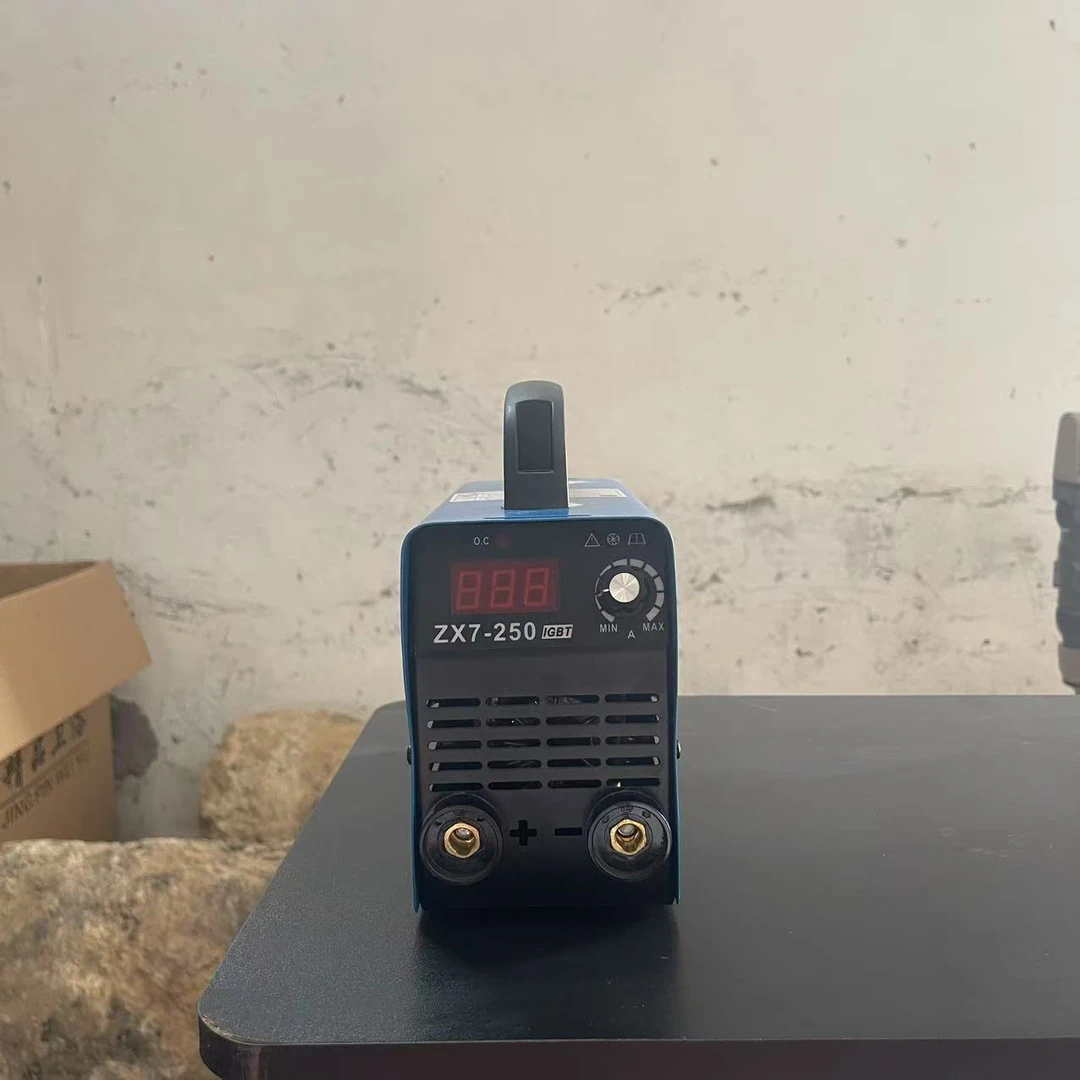 【工厂福利】外贸款 双数显电焊机焊接设备插电型手持