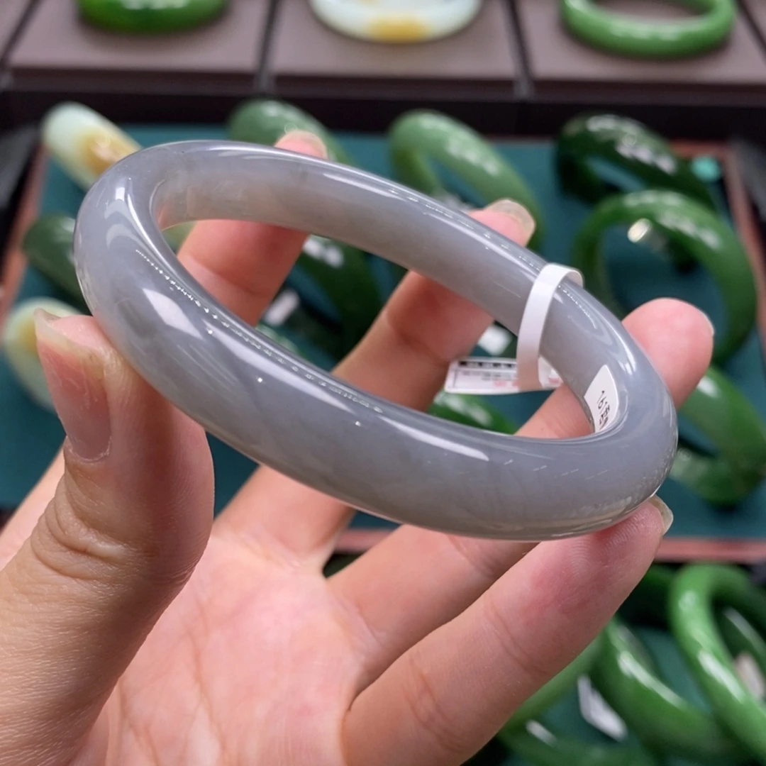 和田玉未镶嵌手镯5758