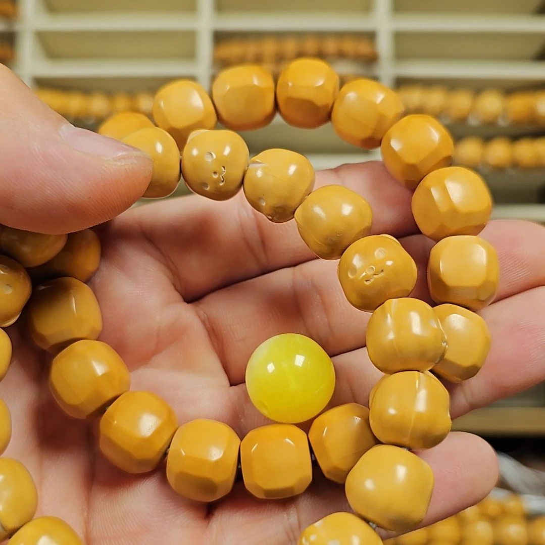 手串猴头核桃方糖加小熊