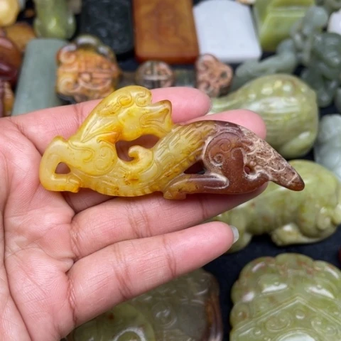蛇纹石玉颈饰未镶嵌28