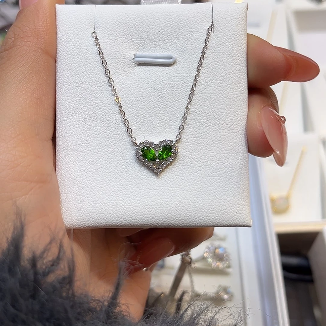 水晶手链未镶嵌嗡**?项链