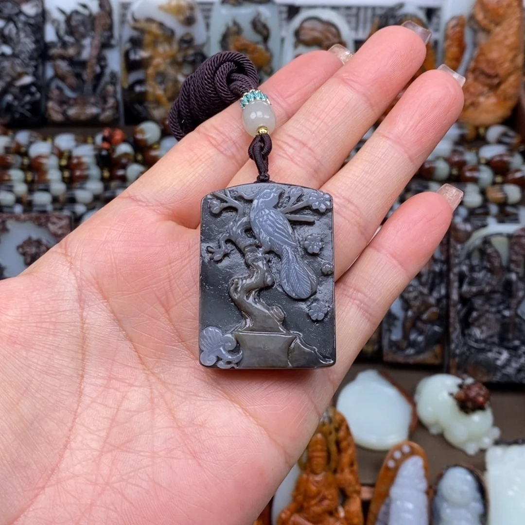 颈饰未镶嵌和田玉