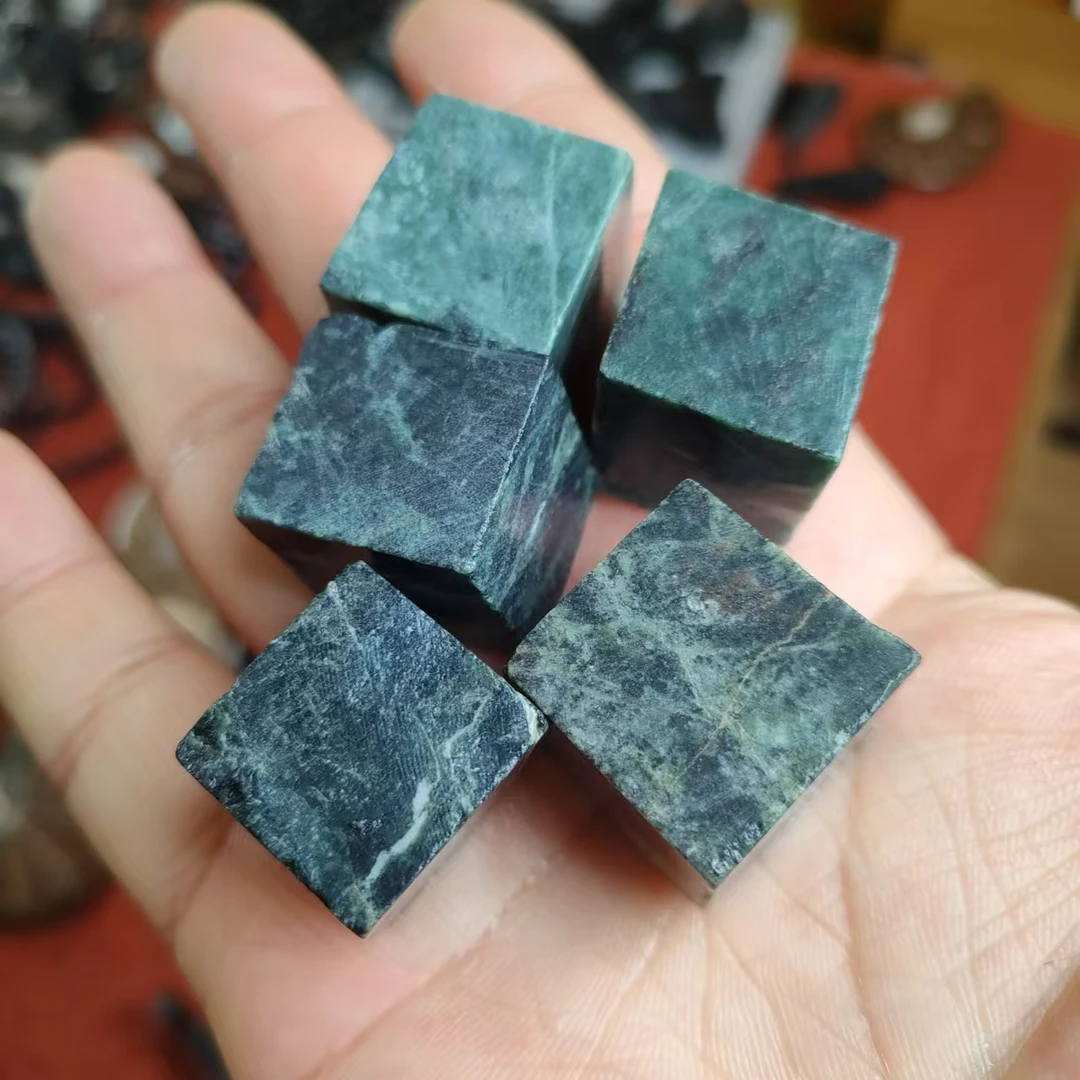 6颗西藏橄榄泡水料茶石方块玻璃珠