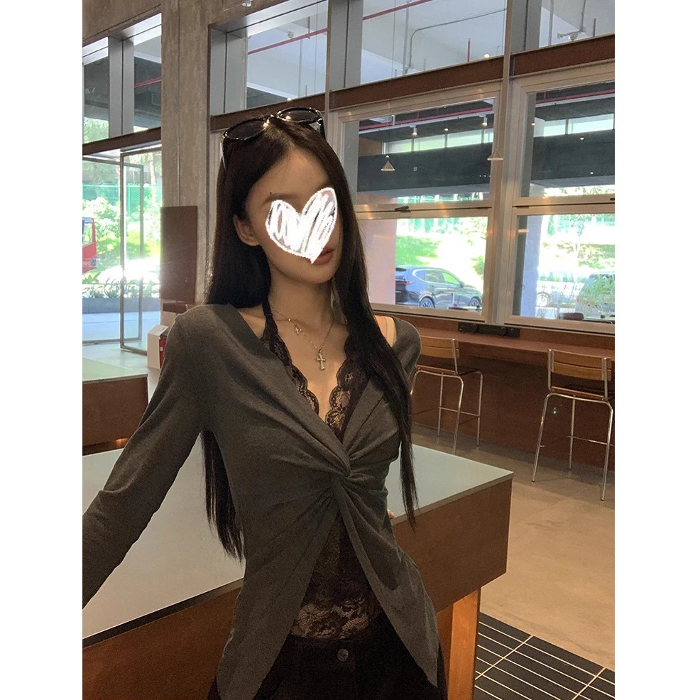 长袖打底衫女2025新款初秋韩系穿搭蕾丝t恤假两件辣妹短款上衣潮