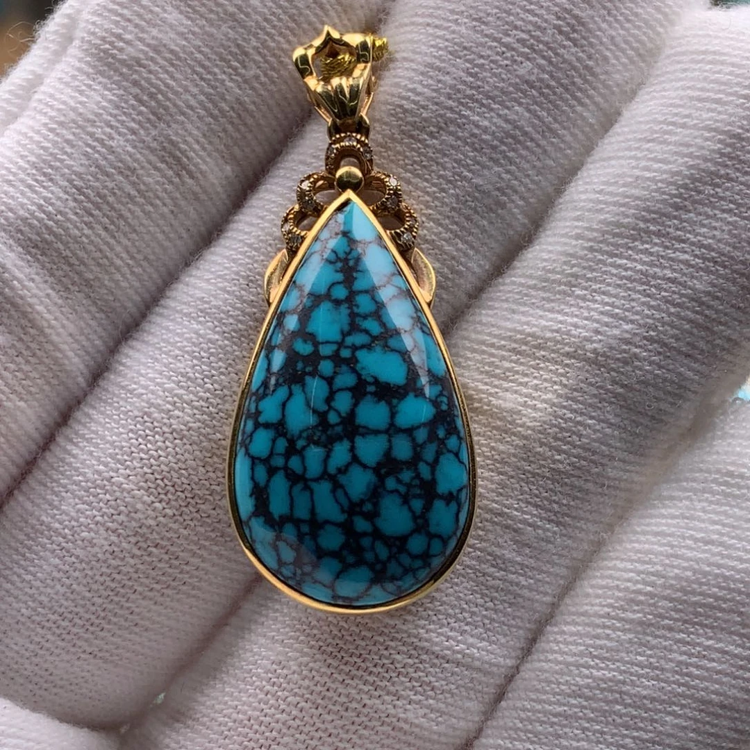 绿松石18K金镶嵌珠宝奇石