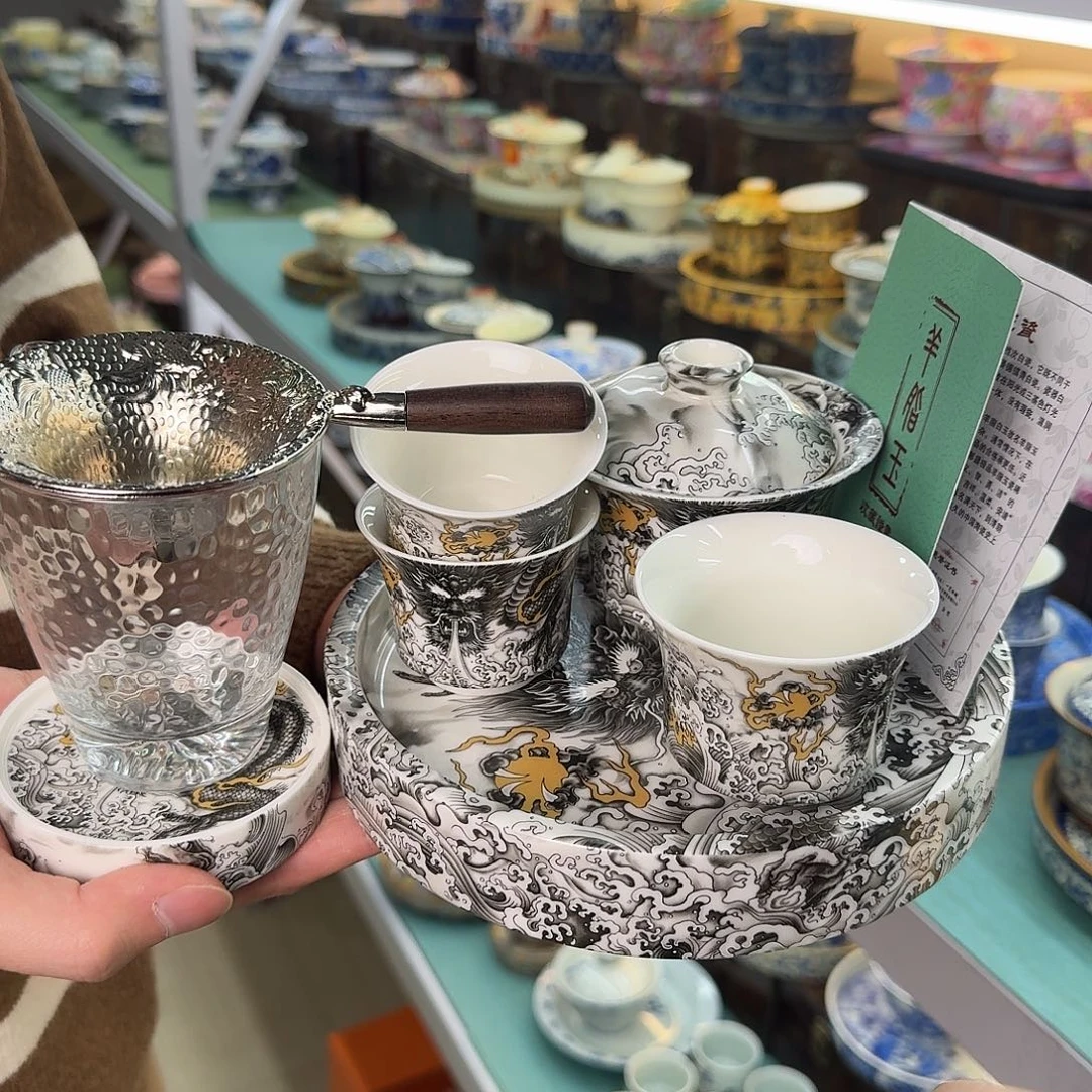 祝我们成为的更好的人