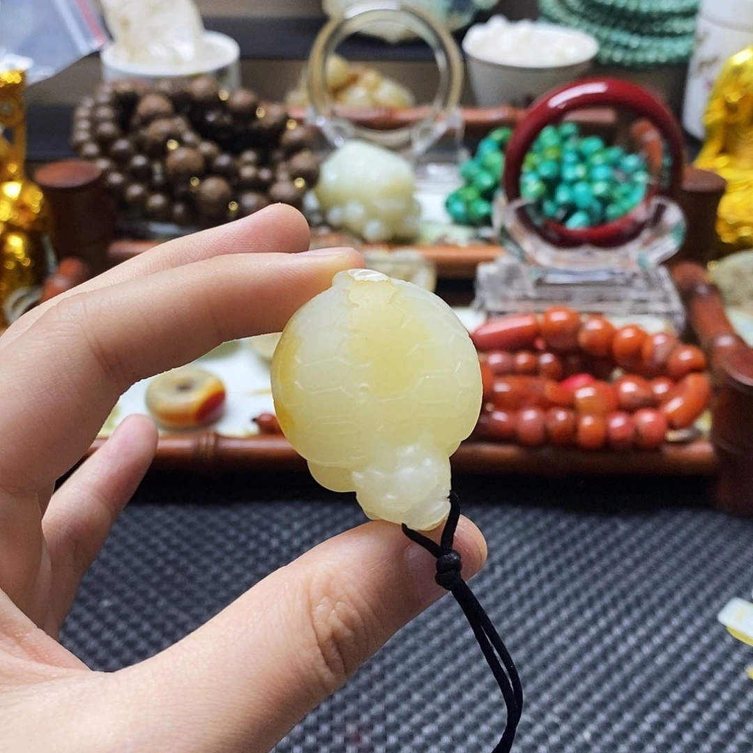 未镶嵌和田玉挂件