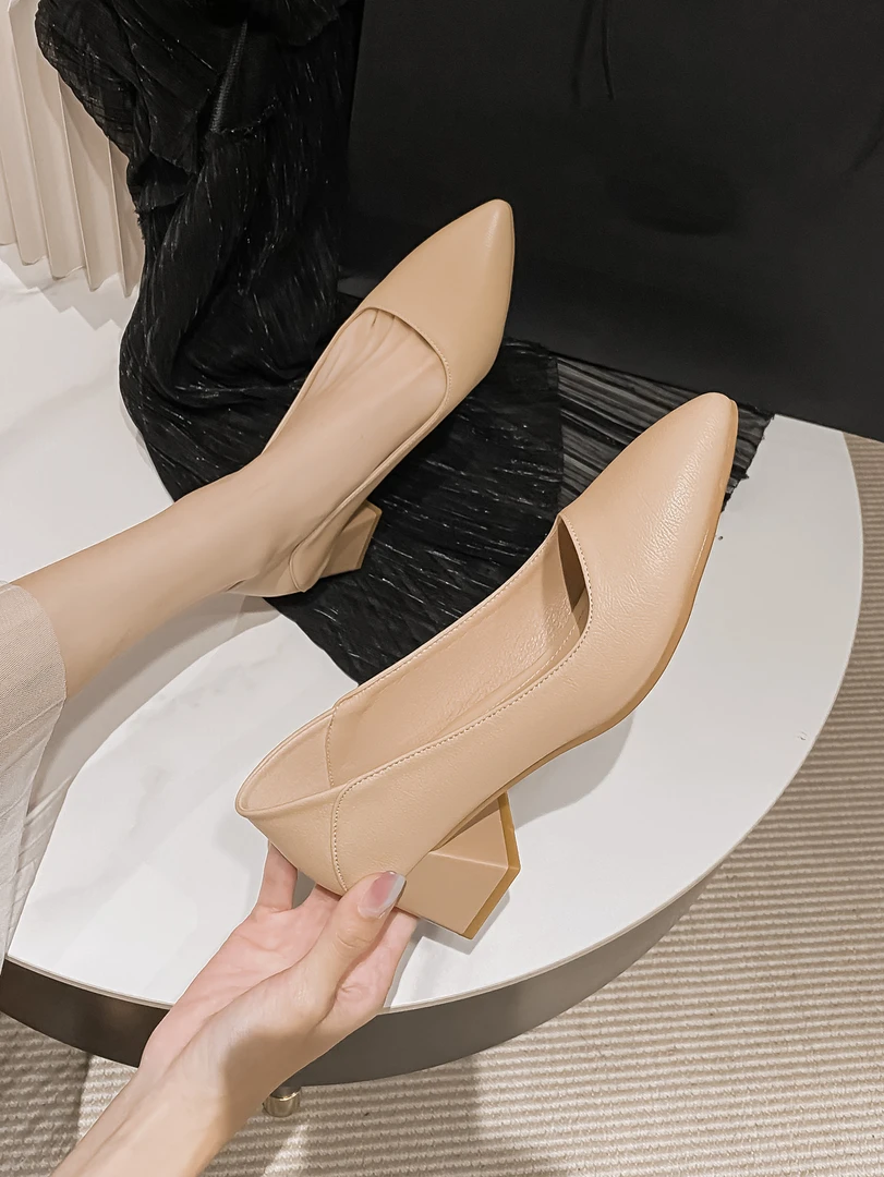 简约通勤女士高跟粗跟单鞋新款尖头浅口气质女士高跟粗跟单鞋女鞋