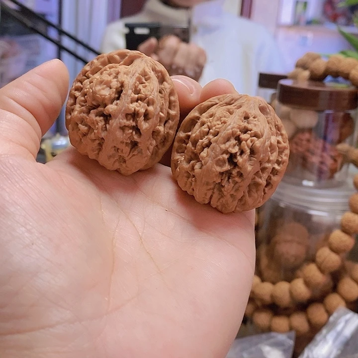 【闪购商品】文玩核桃把件39.5粗筋