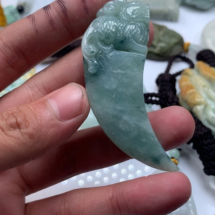颈饰未镶嵌翡翠保真天然a货翡翠
