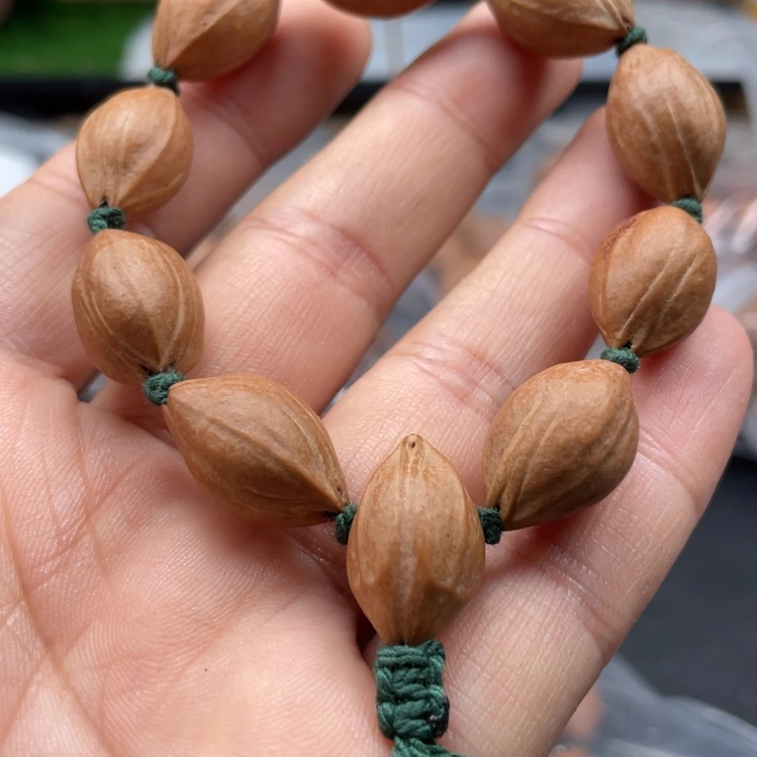 吊坠橄榄核不用去